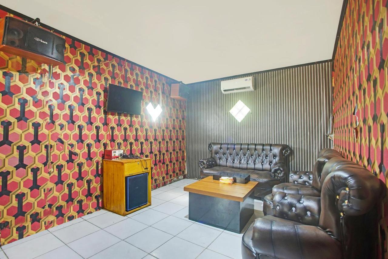 Oyo 2246 Anjung Bang Oking Hotel & Resort Pasarpulaupisang Kültér fotó