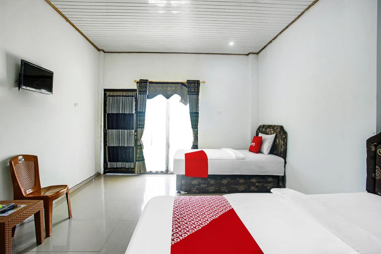 Oyo 2246 Anjung Bang Oking Hotel & Resort Pasarpulaupisang Kültér fotó