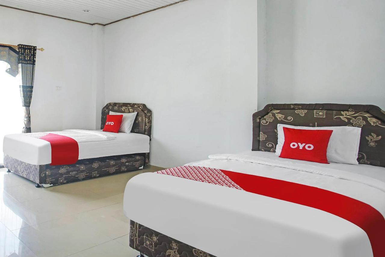 Oyo 2246 Anjung Bang Oking Hotel & Resort Pasarpulaupisang Kültér fotó