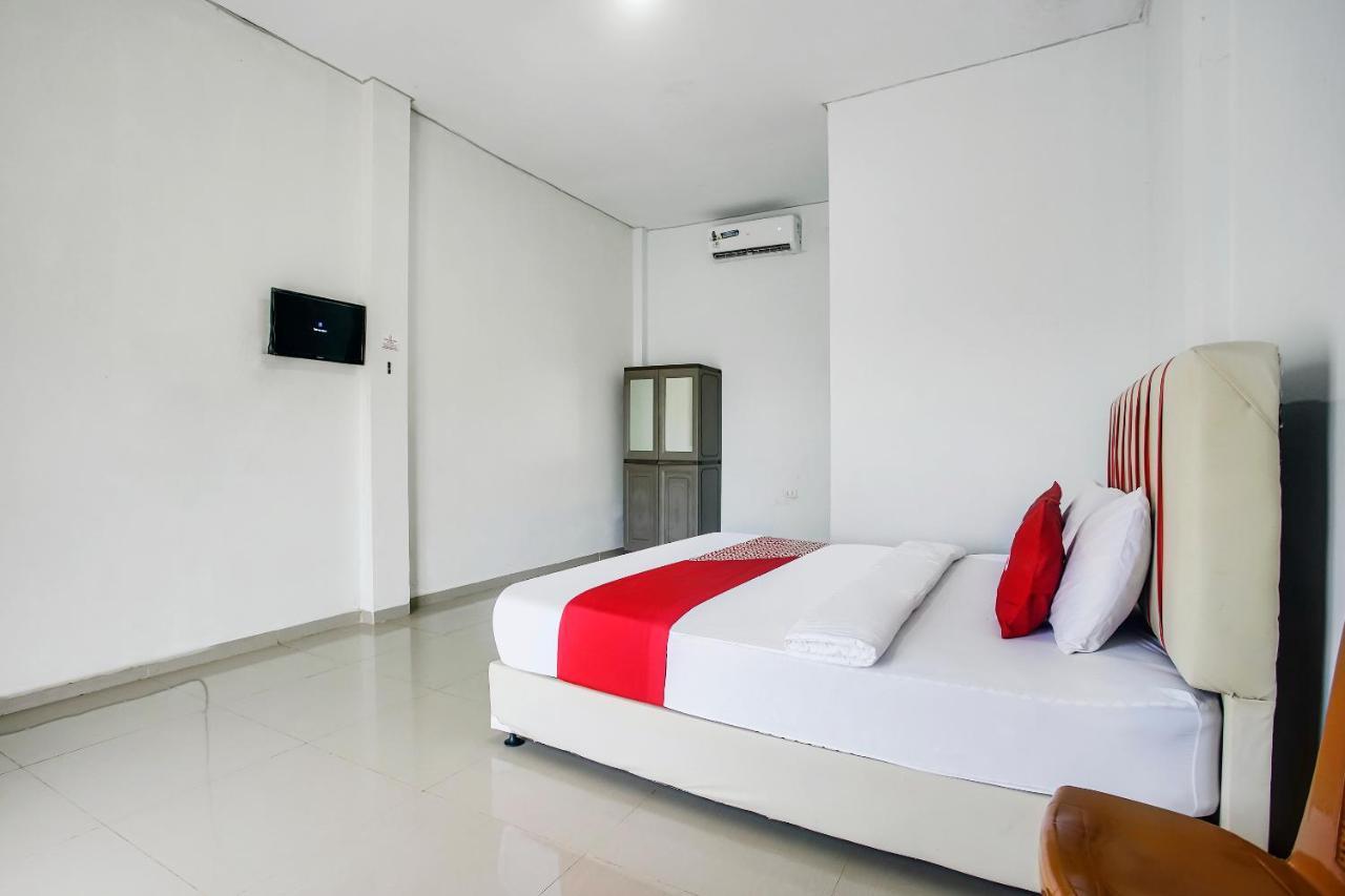 Oyo 2246 Anjung Bang Oking Hotel & Resort Pasarpulaupisang Kültér fotó